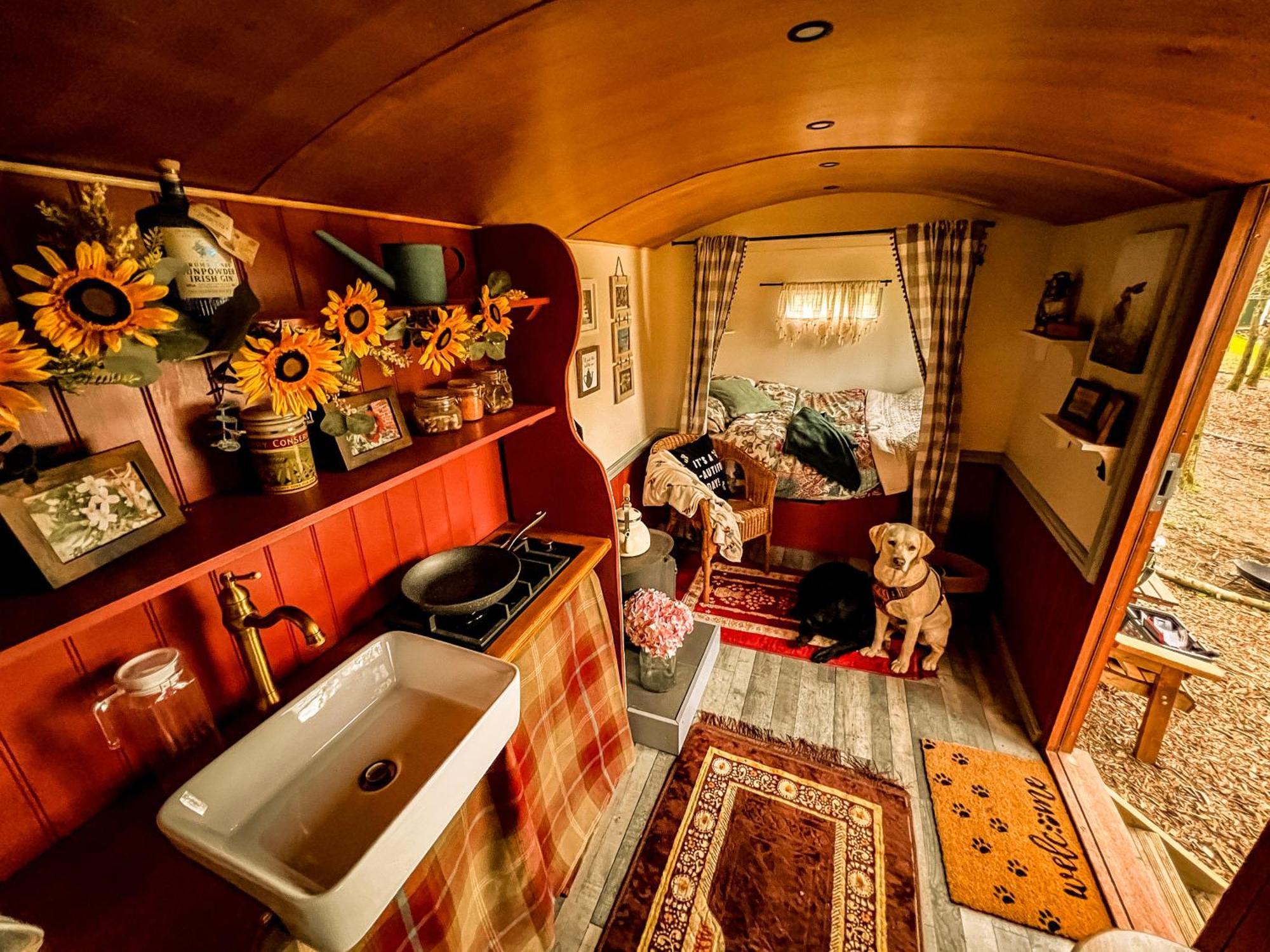 Вилла North Norfolk Glamping Холт Экстерьер фото